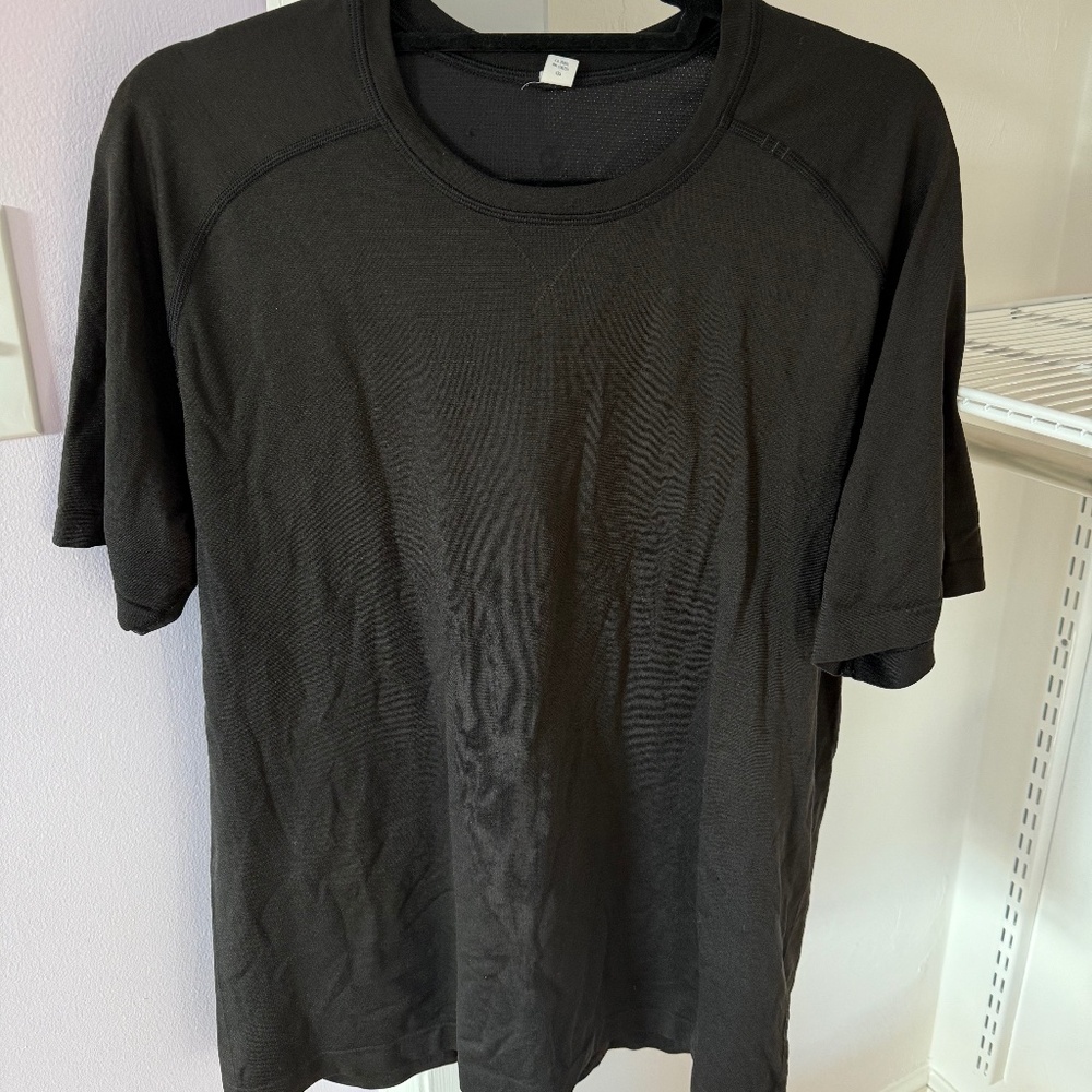 Men's Lululemon athletic shirt CHRISTMAS SALE